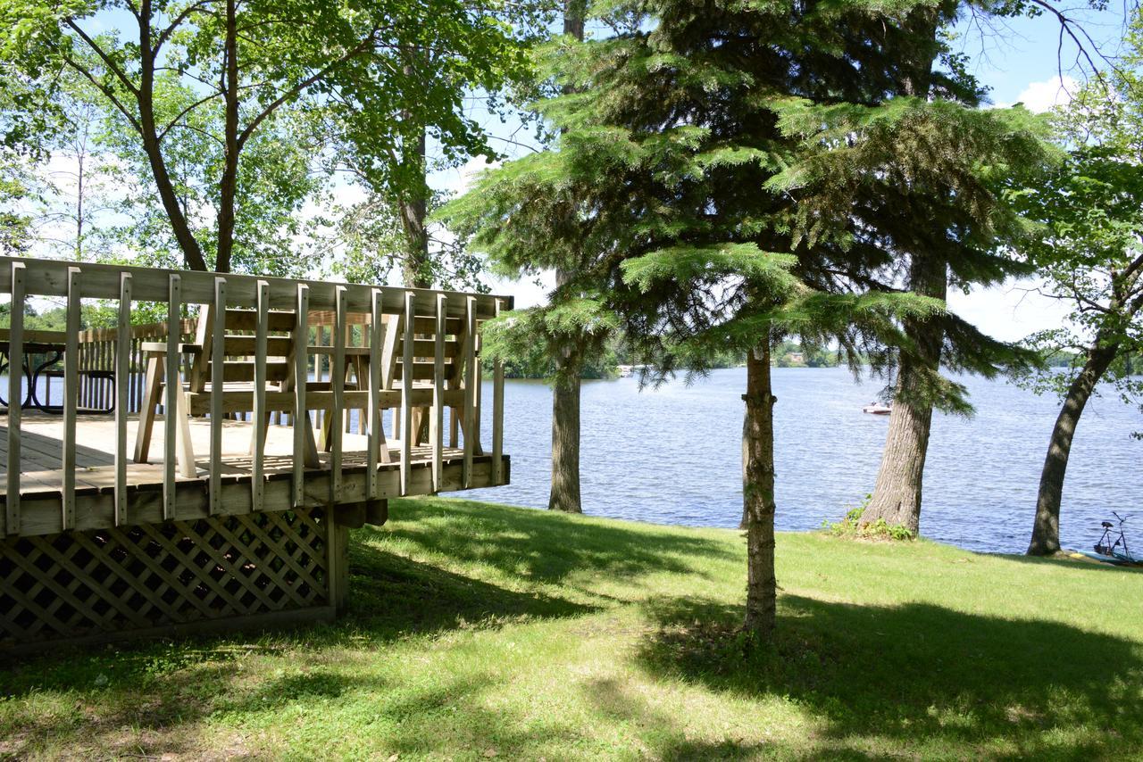 Riverside Resort Richmond Buitenkant foto